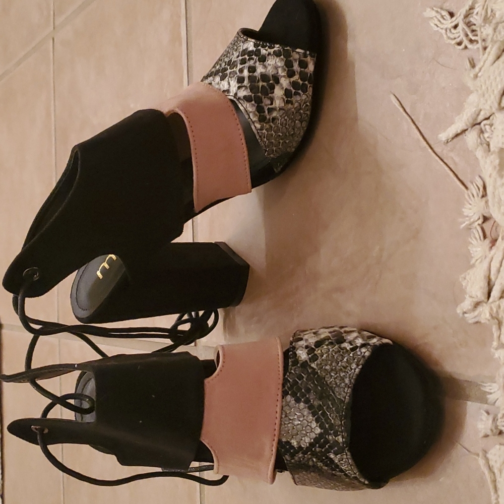 Moca heels